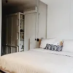 Newly Renovated, 1-Bedroom Holiday House