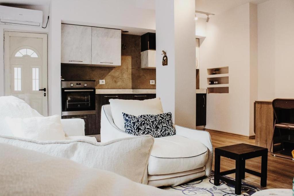 Newly Renovated, 1-bedroom House * Durres
